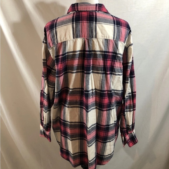 Gap Pink & Navy Plaid Flannel Long Sleeve Button Up - Womens XL, Bust 28” - Picture 2 of 4